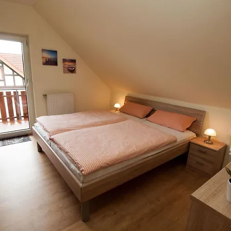 Hoppenhof 1 Apartament *